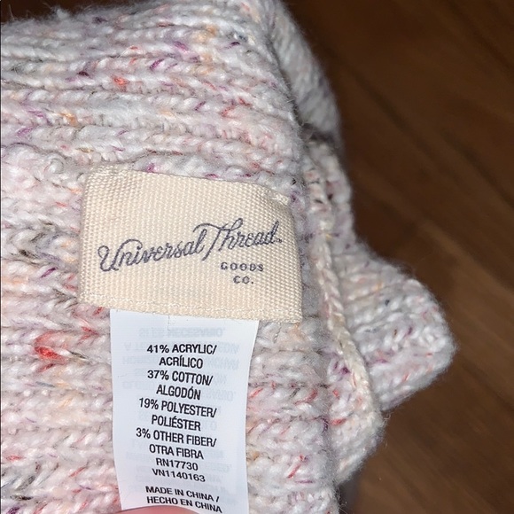 Universal Thread multi-colored scarf - Picture 4 of 4